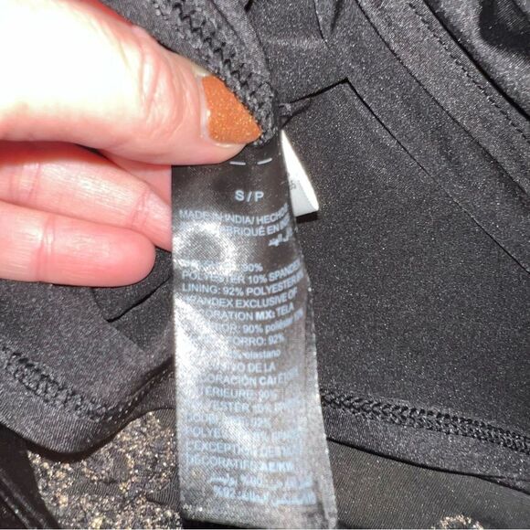 White House Black Market size S Elegant Black Dress with Gold Embroidery - Picture 8 of 8